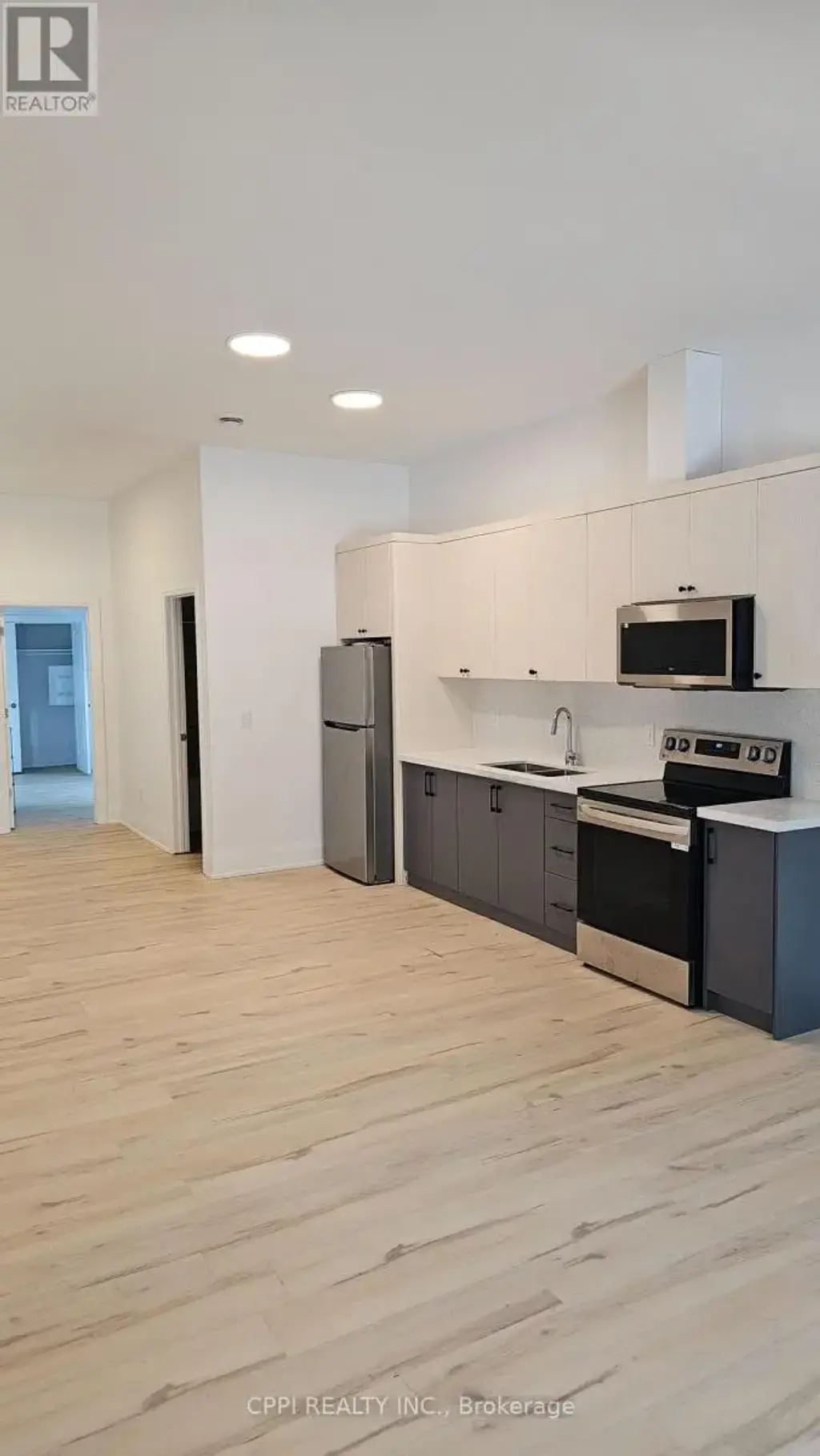 218 - 255 Emerick Avenue, Fort Erie (Central)